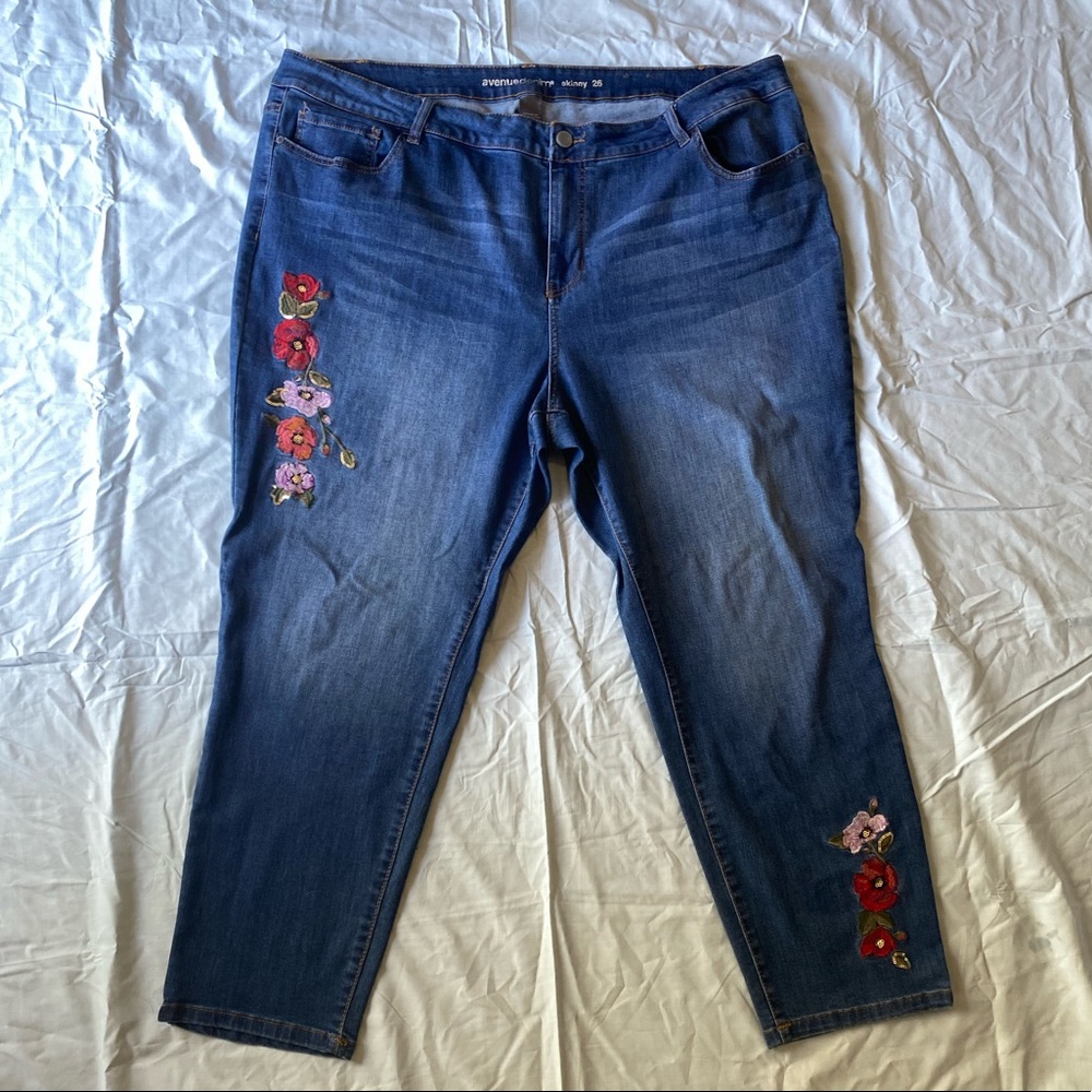 Avenue Skinny Style Jean Long Capris